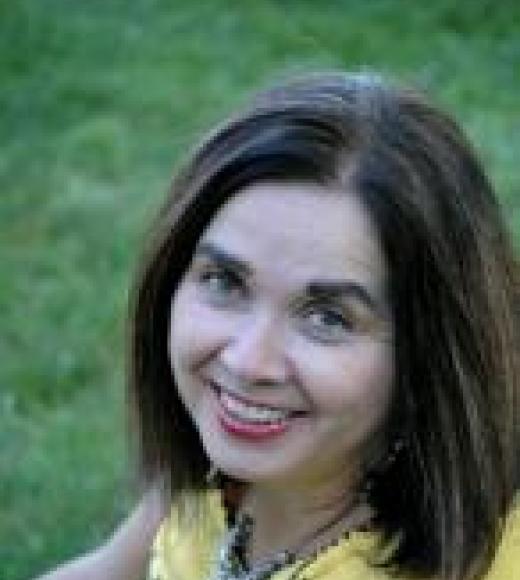 Adela de la Torre